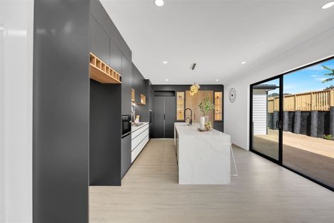 Photo of property in 80 Charlestown Drive, Flat Bush, Auckland, 2019