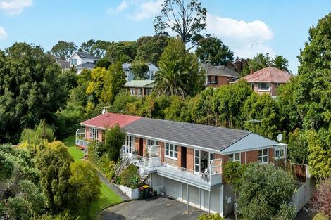 Photo of property in 1/7 Castleton Drive, Howick, Auckland, 2014