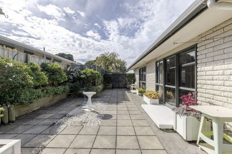 Photo of property in 30a Moulton Street, Moturoa, New Plymouth, 4310