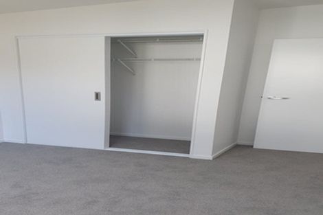 Photo of property in 15/62u Spenmoor Street, Newlands, Wellington, 6037