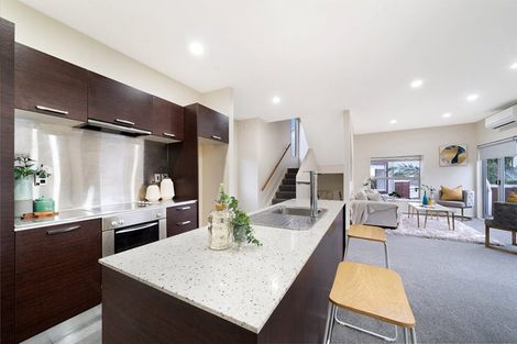 Photo of property in 76n Edmonton Road, Henderson, Auckland, 0612