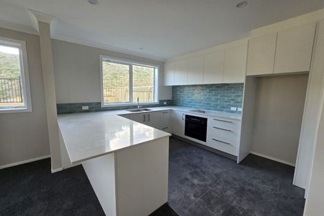 Photo of property in 6a Te Arapito Close, Aotea, 5024