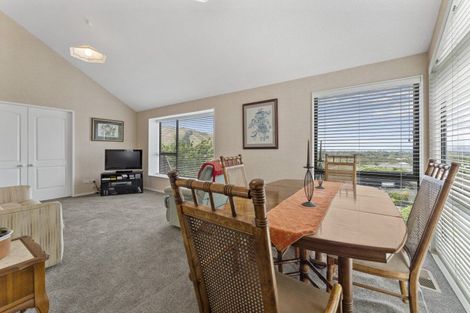 Photo of property in 38 Kakariki Grove, Waikanae, 5036