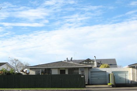 Photo of property in 100 Nottingley Road, Frimley, Hastings, 4120