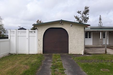 Photo of property in 5 Denver Avenue, Sunnyvale, Auckland, 0612