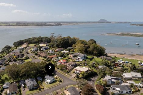 Photo of property in 2 Walnut Grove, Omokoroa, 3114