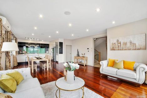 Photo of property in 29 The Avenue, Albany, Auckland, 0632