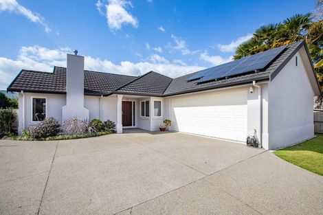 Photo of property in 33 Grace Avenue, Rototuna North, Hamilton, 3210
