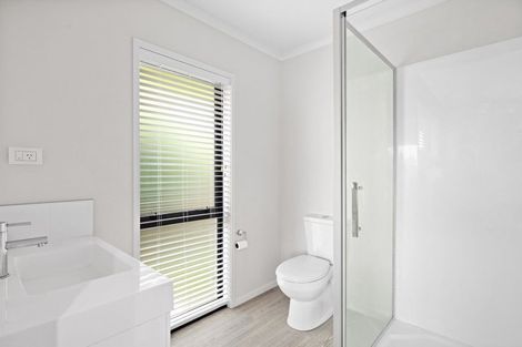 Photo of property in 281 Lakes Boulevard, Pyes Pa, Tauranga, 3112