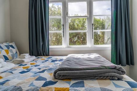 Photo of property in 94 Nicholson Road, Khandallah, Wellington, 6035