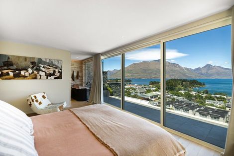 Photo of property in 55e Kent Street, Queenstown, 9300