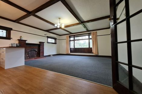 Photo of property in 100 Nairn Street, Mount Cook, Wellington, 6011