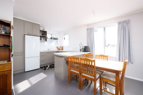 Photo of property in 245 Weymouth Road, Manurewa, Auckland, 2102
