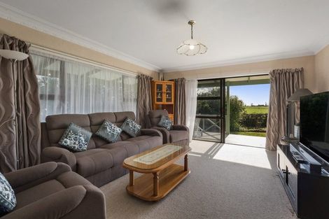 Photo of property in 9 Mcclean Place, Ngatea, 3503