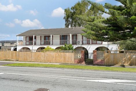 Photo of property in 2 Cullimore Street, Pukete, Hamilton, 3200
