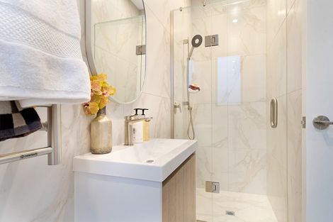 Photo of property in 11a Hebron Road, Waiake, Auckland, 0630