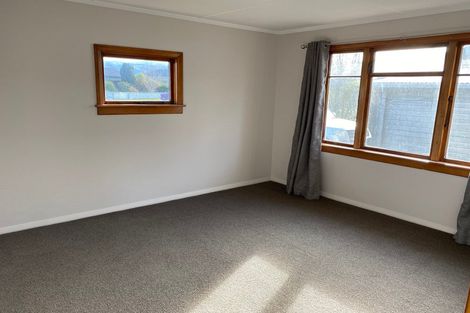 Photo of property in 6 Parsonage Road, Waimate, 7924