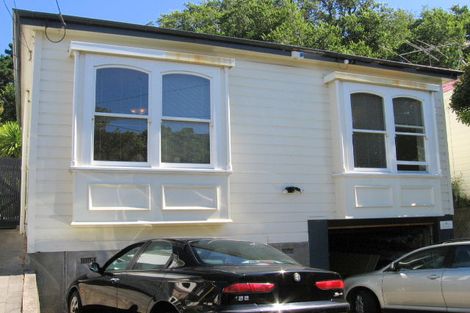 Photo of property in 21 Everton Terrace, Kelburn, Wellington, 6012