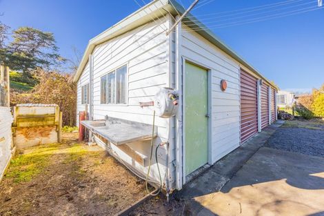 Photo of property in 21 Great North Road, Waipawa, 4210