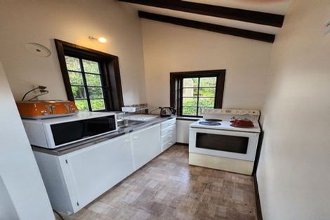 Photo of property in 19 Torwood Road, Khandallah, Wellington, 6035