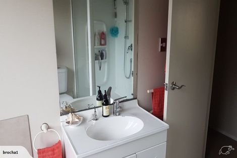 Photo of property in 26a Kinleith Way, Albany, Auckland, 0632