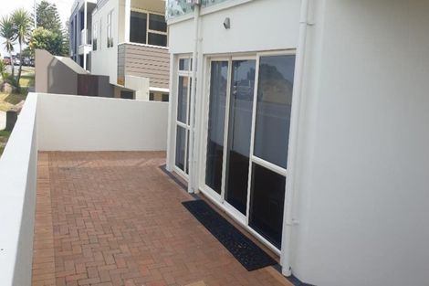 Photo of property in 45 Marine Parade, Mount Maunganui, 3116