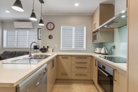 Photo of property in 51 Tribute Loop, Takanini, 2112