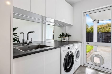 Photo of property in 52 Regent's Park Drive, Casebrook, Christchurch, 8051