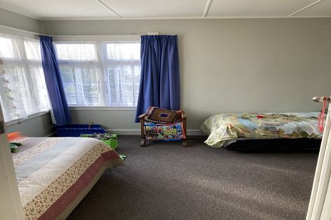 Photo of property in 128 Brougham Street, Westport, 7825