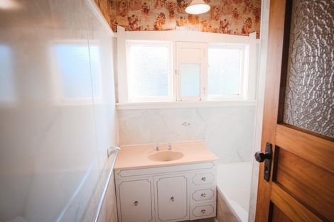 Photo of property in 35 Saint James Avenue, Papanui, Christchurch, 8053