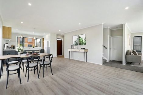 Photo of property in 12 Oyster Drive, Whenuapai, 0618