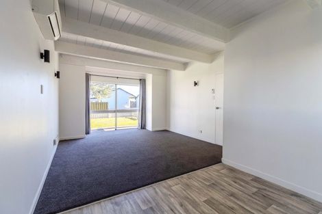 Photo of property in 5 Attlee Place, Gisborne, 4010