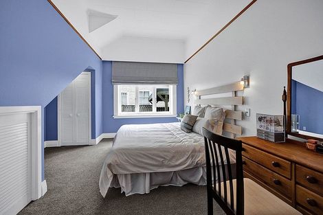 Photo of property in 2 Morrissey Street, Hawera, 4610