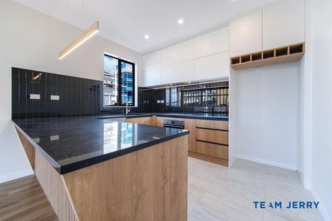 Photo of property in 20 Kuaha Road, Massey, Auckland, 0614