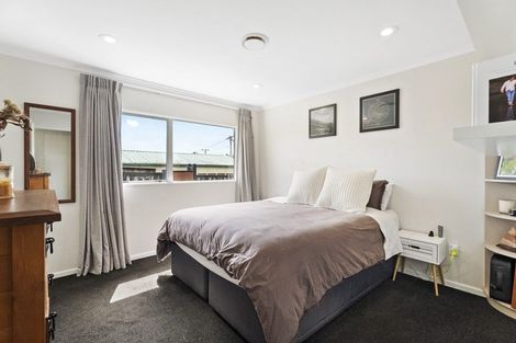 Photo of property in 3/69 Awaroa Road, Helensville, 0800