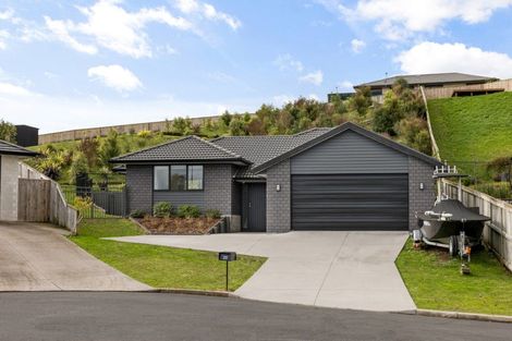 Photo of property in 20 Moira Close, Welcome Bay, Tauranga, 3175