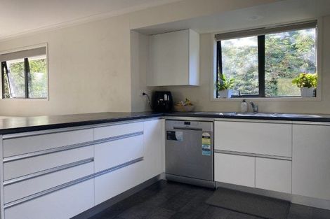 Photo of property in 8a Puaha Street, Takapuwahia, Porirua, 5022