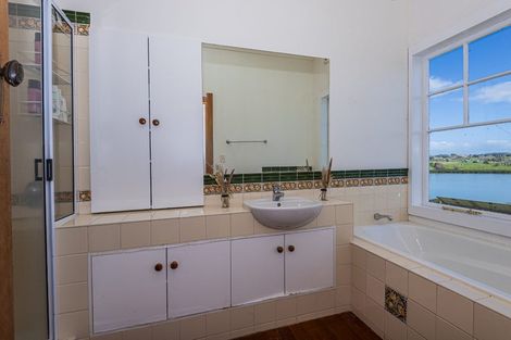 Photo of property in 228 Petley Road, Paparoa, 0571