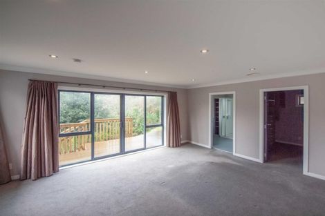 Photo of property in 20 Wantwood Grove, Churton Park, Wellington, 6037