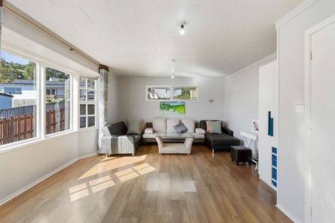 Photo of property in 101 Oaktree Avenue, Browns Bay, Auckland, 0630