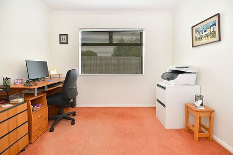 Photo of property in 12 Francis Skinner Place, Orewa, 0931
