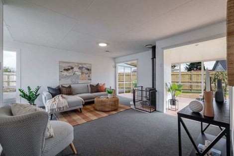Photo of property in 49 Acacia Street, Kelvin Grove, Palmerston North, 4414