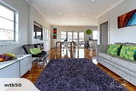 Photo of property in 179 Waimumu Road, Massey, Auckland, 0614