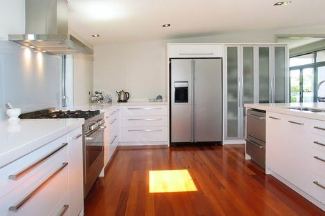 Photo of property in 2 Scoresby Grove, Whitby, Porirua, 5024