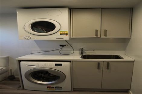 Photo of property in 18 Stonelaw Terrace, Maori Hill, Dunedin, 9010