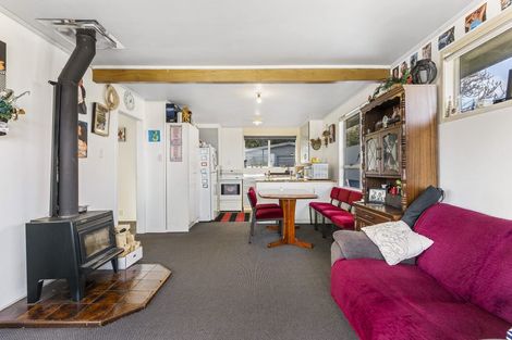 Photo of property in 28 Donovan Avenue, Massey, Auckland, 0614