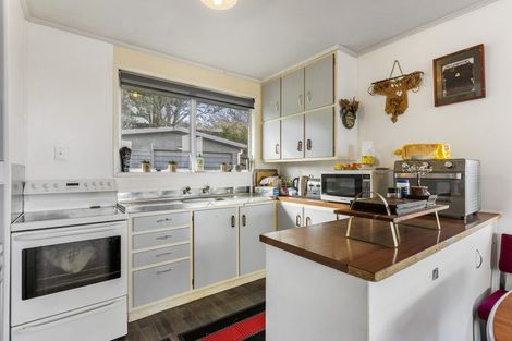 Photo of property in 28 Donovan Avenue, Massey, Auckland, 0614