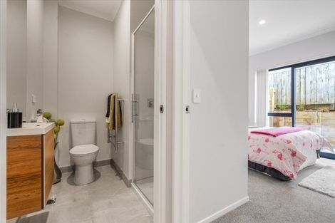 Photo of property in 2/2 Wesley Street, Devonport, Auckland, 0624