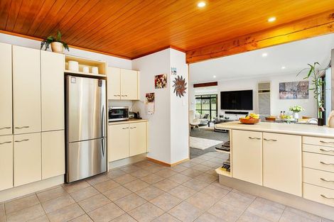 Photo of property in 12 Montrose Grove, Churton Park, Wellington, 6037