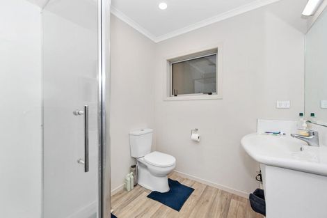 Photo of property in 50u3 Banbury Crescent, Fairfield, Hamilton, 3214